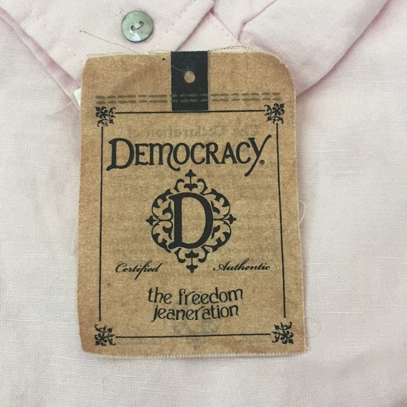Democracy Long Sleeve Pink Button Down Shirt -NWT - Picture 6 of 7